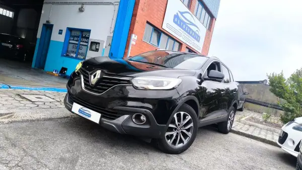 Renault Kadjar 2015 - 11900 EUR, 165000 km - AUTO.MOTO.pt - 165000km - foto 5 de 15