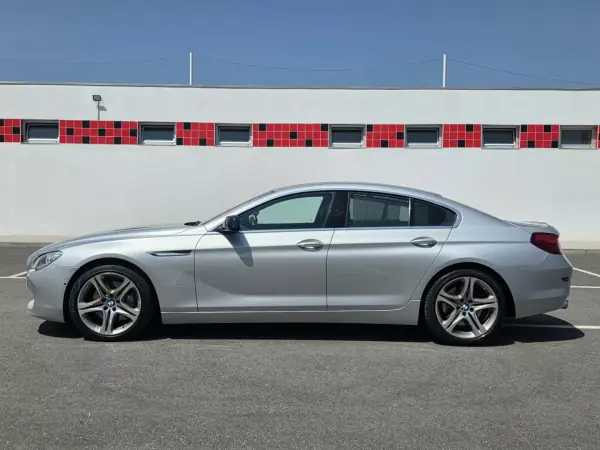 BMW 640 Gran Coupé 2014 - 25990 EUR, 200000 km - AUTO.MOTO.pt - 200000km - foto 6 de 23