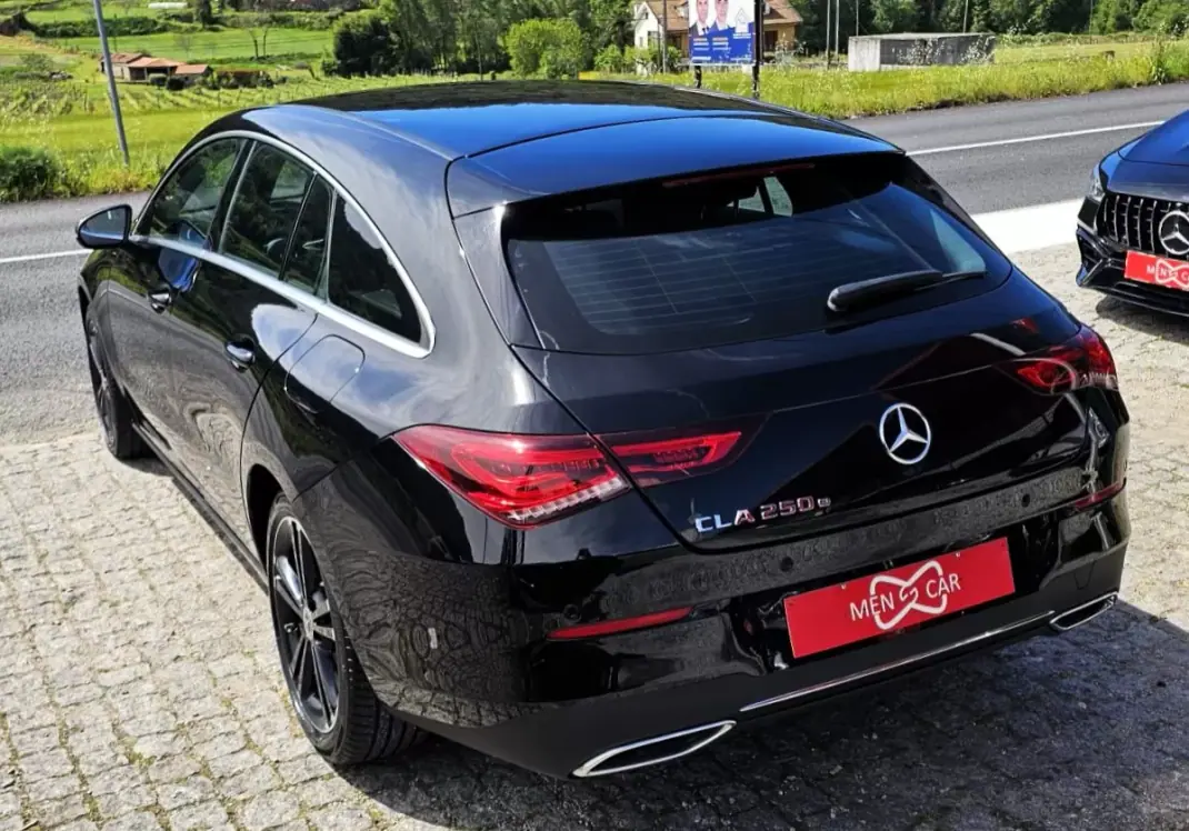 Mercedes-Benz CLA 250 2023 - 31500 EUR, 60000 km - AUTO.MOTO.pt - 60000km - foto 28 de 30