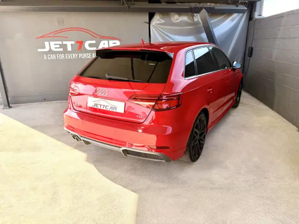 Audi A3 Sportback 2016 - 19990 EUR, 181466 km - AUTO.MOTO.pt - 181466km - foto 5 de 31