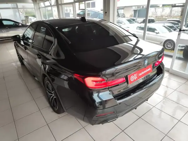BMW 530e 2022 - 35650 EUR, 99990 km - AUTO.MOTO.pt - 99990km - foto 8 de 37
