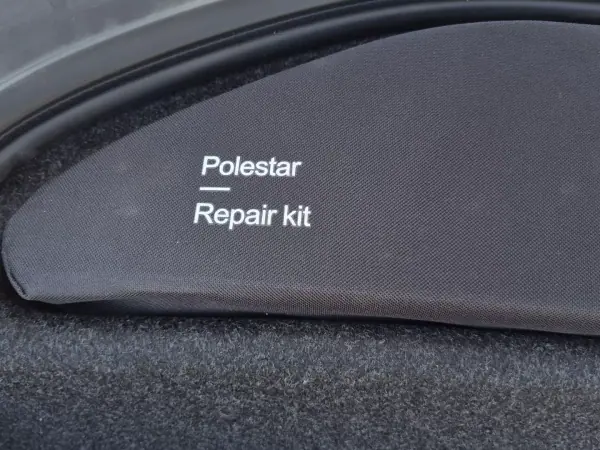 Polestar 2 2023 - 29990 EUR, 59608 km - AUTO.MOTO.pt - 59608km - foto 25 de 46