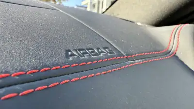 Peugeot RCZ 2015 - 17900 EUR, 144034 km - AUTO.MOTO.pt - 144034km - foto 21 de 64