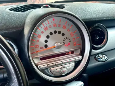 MINI 1000 2009 - 8900 EUR, 190362 km - AUTO.MOTO.pt - 190362km - foto 25 de 27