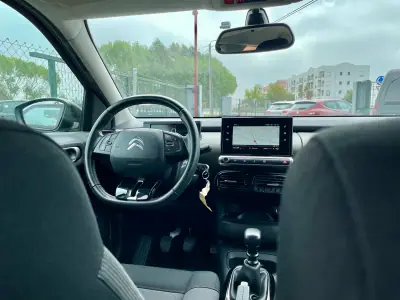 Citroën C4 Cactus 2018 - 14950 EUR, 108880 km - AUTO.MOTO.pt - 108880km - foto 23 de 34