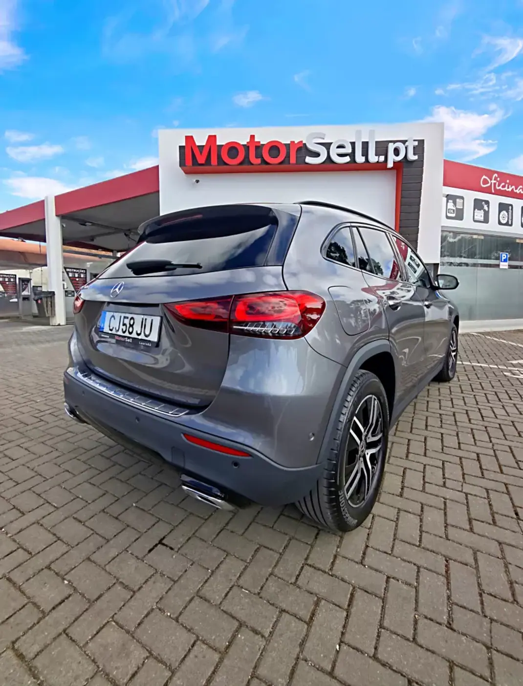Mercedes-Benz GLA 250 2022 - 35500 EUR, 68000 km - 68000km - foto 2 de 16
