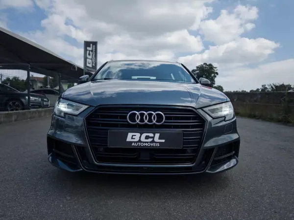 Audi A3 Sportback 2017 - 18990 EUR, 164000 km - AUTO.MOTO.pt - 164000km - foto 2 de 33