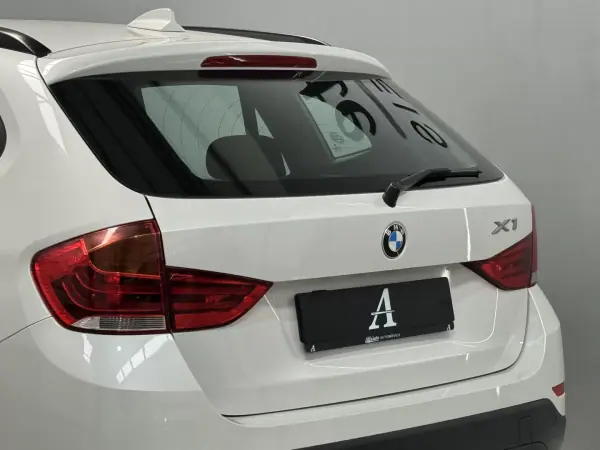 BMW X1 2015 - 16490 EUR, 255000 km - AUTO.MOTO.pt - 255000km - foto 9 de 31