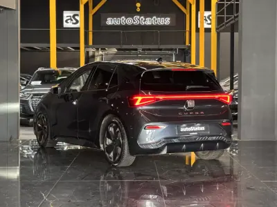 Cupra Born 2023 - 27990 EUR, 72900 km - foto 5 de 22