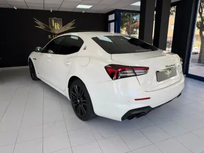 Maserati Ghibli 2021 - 62500 EUR, 45000 km - 45000km - foto 22 de 51