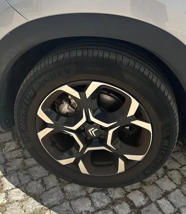 Citroën C5 Aircross 2023 - 18500 EUR, 38500 km - AUTO.MOTO.pt - 38500km - foto 6 de 11