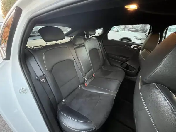 Kia ProCeed 2022 - 19450 EUR, 92000 km - AUTO.MOTO.pt - 92000km - foto 33 de 51