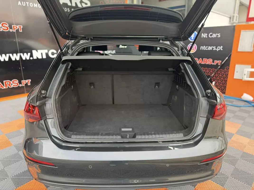 Audi A3 Sportback 2023 - 26900 EUR, 123772 km - AUTO.MOTO.pt - 123772km - foto 18 de 18