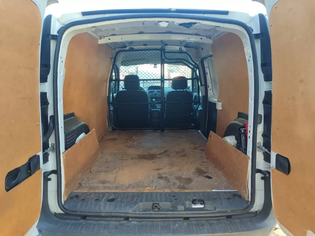 Renault KANGOO MAXI 1.5 DCI BUSINESS S/S 2020 - 12990 EUR, 90000 km - AUTO.MOTO.pt - 90000km - foto 9 de 12