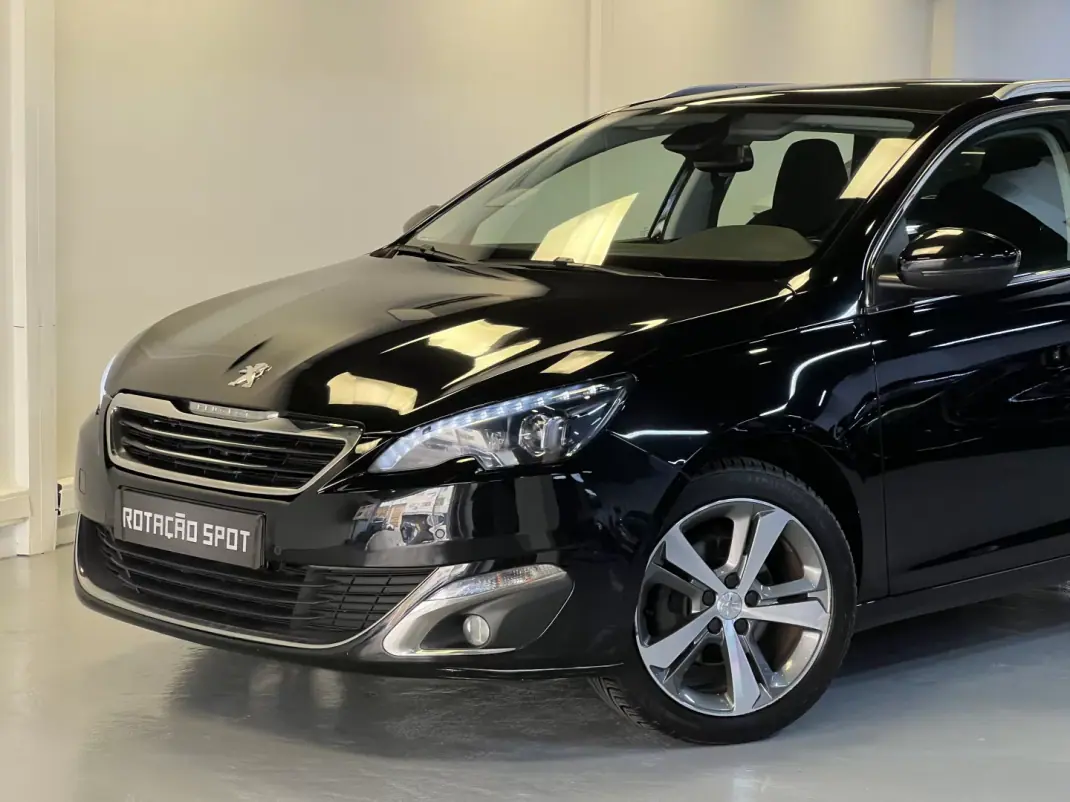Peugeot 308 SW 2016 - 10990 EUR, 160000 km - 160000km - foto 32 de 42