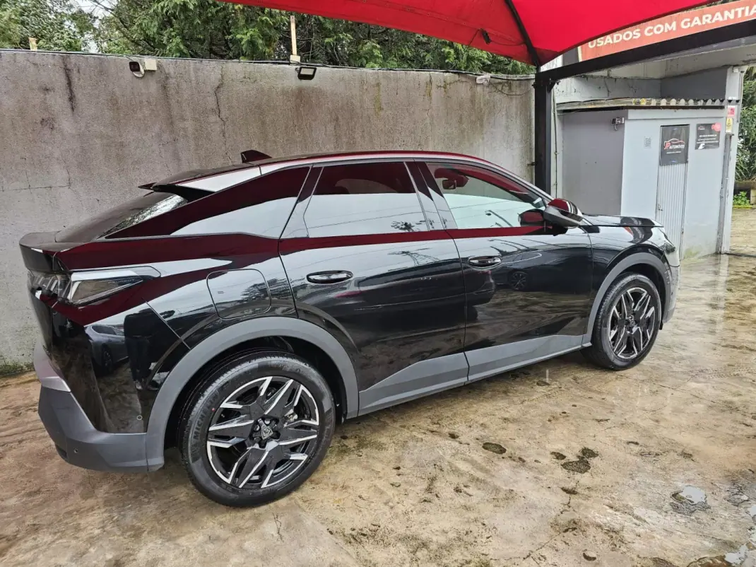 Peugeot 3008 2024 - 29999 EUR, 25000 km - AUTO.MOTO.pt - 25000km - foto 4 de 16