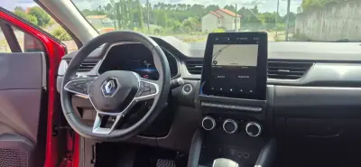 Renault Captur 2021 - 21750 EUR, 71000 km - AUTO.MOTO.pt - 71000km - foto 10 de 30