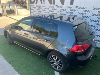 Volkswagen Golf 2016 - 12990 EUR, 182000 km - AUTO.MOTO.pt - 182000km - foto 4 de 11