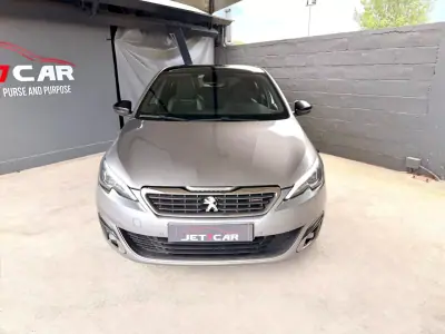 Peugeot 308 2015 - 15990 EUR, 223775 km - AUTO.MOTO.pt - 223775km - foto 4 de 22