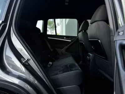 Volkswagen Tiguan 2016 - 16990 EUR, 190300 km - AUTO.MOTO.pt - 190300km - foto 32 de 34