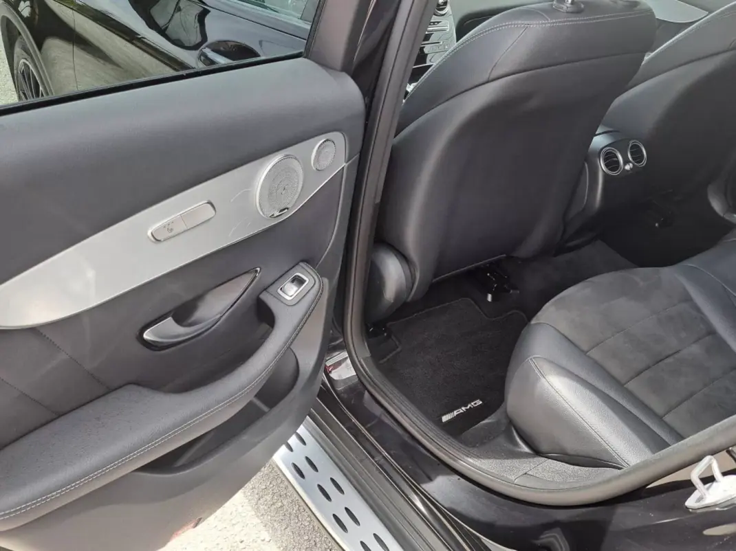 Mercedes-Benz GLC 220 2018 - 37900 EUR, 160312 km - 160312km - foto 19 de 48