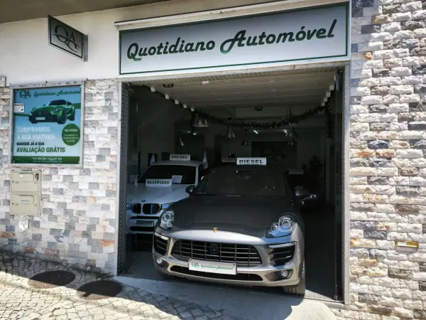 Porsche Macan 2014 - 42950 EUR, 177239 km - AUTO.MOTO.pt - 177239km - foto 10 de 59