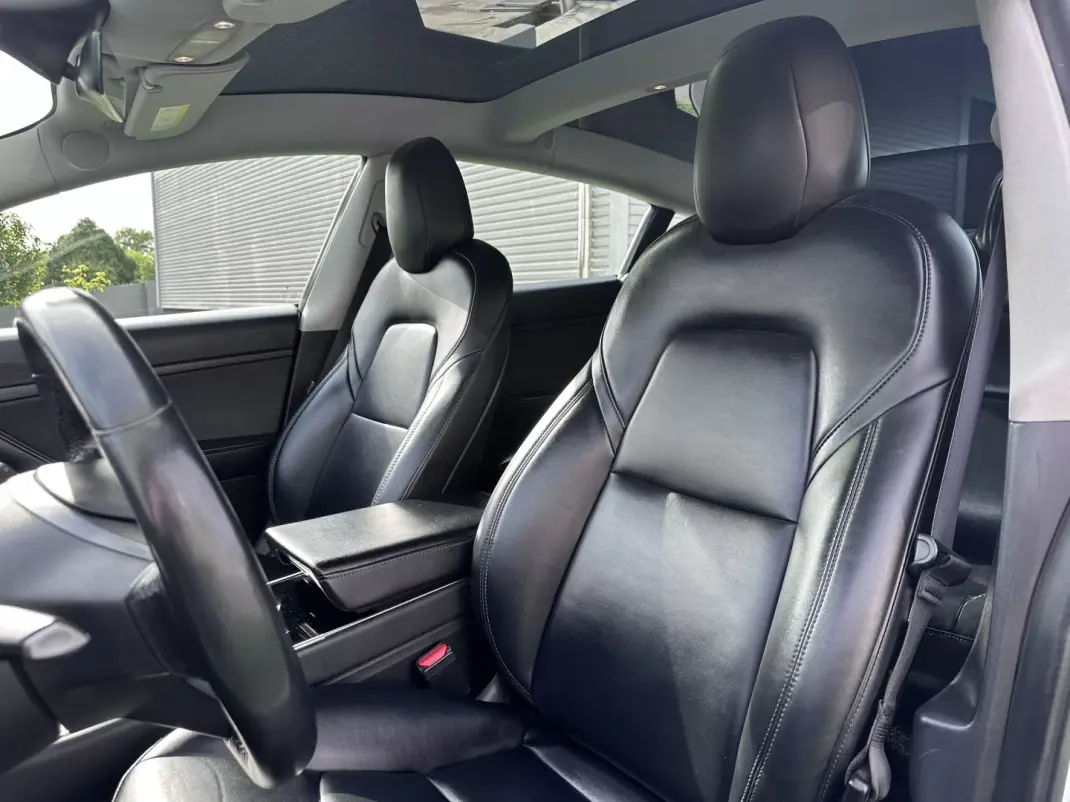 Tesla Model 3 2019 - 15500 EUR, 333000 km - AUTO.MOTO.pt - 333000km - foto 30 de 62