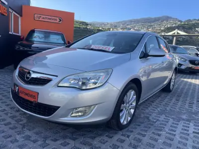 Opel Astra 2011 - 7950 EUR, 117597 km - 117597km - foto 3 de 12
