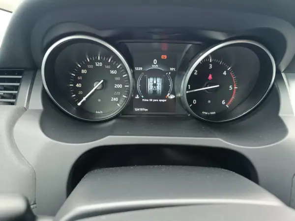 Land Rover Range Rover Evoque 2017 - 25500 EUR, 114000 km - AUTO.MOTO.pt - 114000km - foto 21 de 22