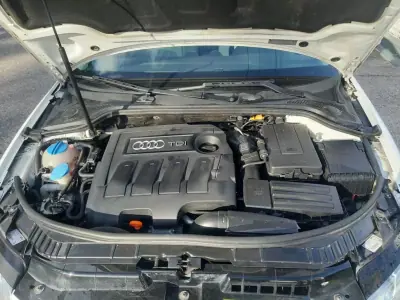 Audi A3 Sportback 2010 - 9900 EUR, 224980 km - AUTO.MOTO.pt - 224980km - foto 31 de 34