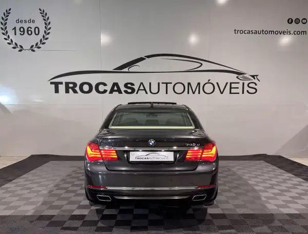 BMW 740 2014 - 21900 EUR, 306500 km - AUTO.MOTO.pt - 306500km - foto 45 de 55