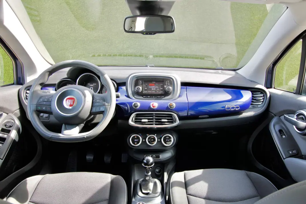 Fiat 500X 2016 - 11950 EUR, 140000 km - AUTO.MOTO.pt - 140000km - foto 15 de 33