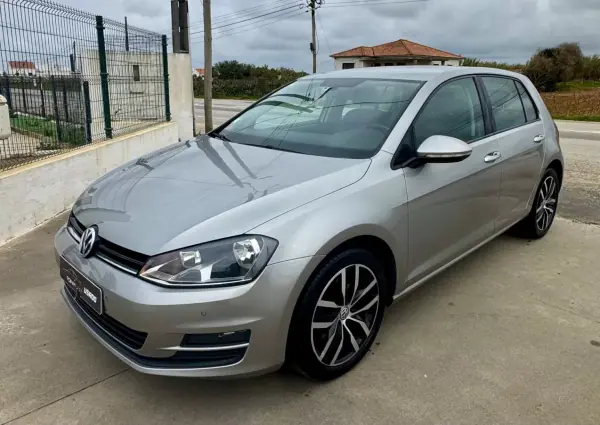 Volkswagen Golf 2016 - 18900 EUR, 98000 km - AUTO.MOTO.pt - 98000km - foto 3 de 27