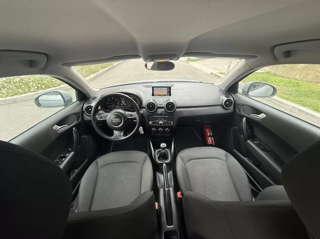 Audi A1 Sportback 2016 - 10950 EUR, 230000 km - AUTO.MOTO.pt - 230000km - foto 9 de 11