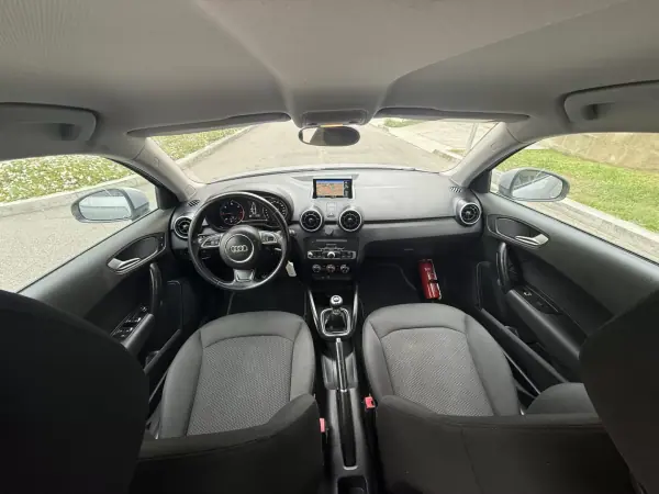 Audi A1 Sportback 2016 - 10950 EUR, 230000 km - AUTO.MOTO.pt - 230000km - foto 9 de 11
