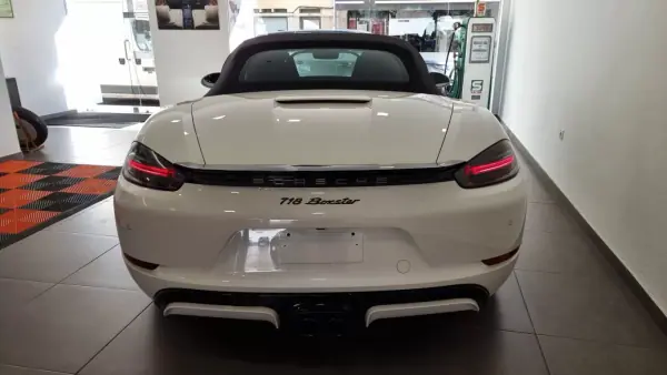 Porsche 718 Boxster 2024 - 89990 EUR, 12821 km - AUTO.MOTO.pt - 12821km - foto 7 de 34
