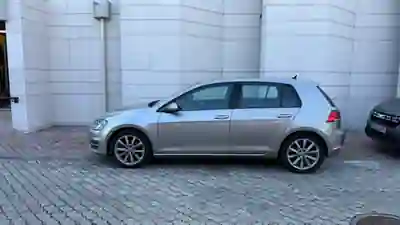 Volkswagen Golf 2015 - 196000km