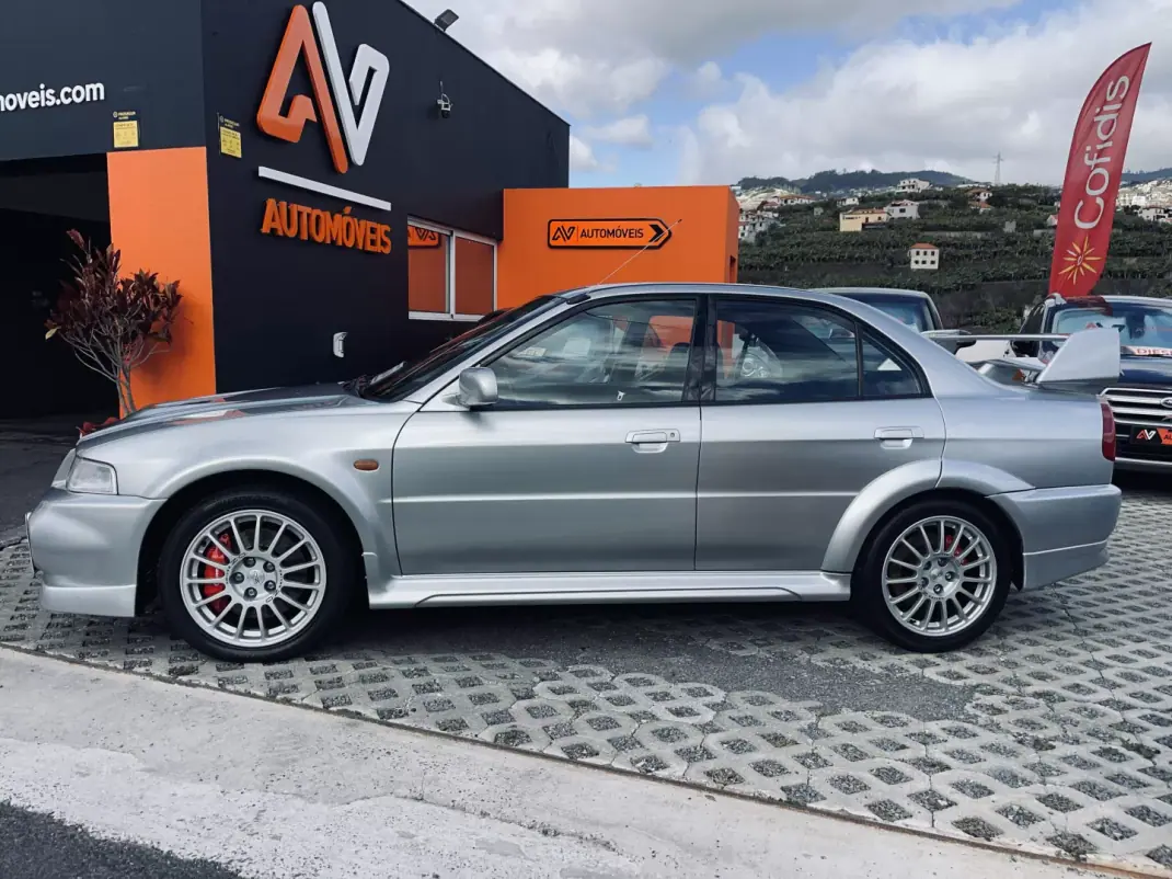 Mitsubishi Lancer 1999 - 75000 EUR, 142469 km - AUTO.MOTO.pt - 142469km - foto 4 de 12