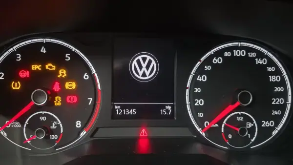 Volkswagen T-Cross 2020 - 17490 EUR, 120000 km - AUTO.MOTO.pt - 120000km - foto 17 de 35