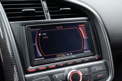 Audi R8 Coupé 2007 - 74950 EUR, 65000 km - AUTO.MOTO.pt - 65000km - foto 29 de 35