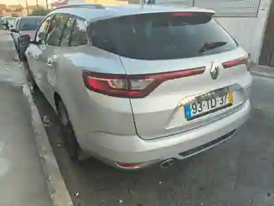 Renault Mégane Sport Tourer 2017 — foto 2 de 13