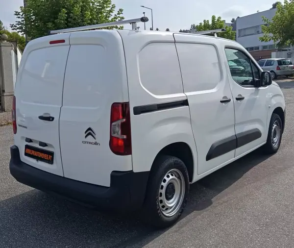 Citroën Berlingo 2020 - 10990 EUR, 82194 km - AUTO.MOTO.pt - 82194km - foto 5 de 18