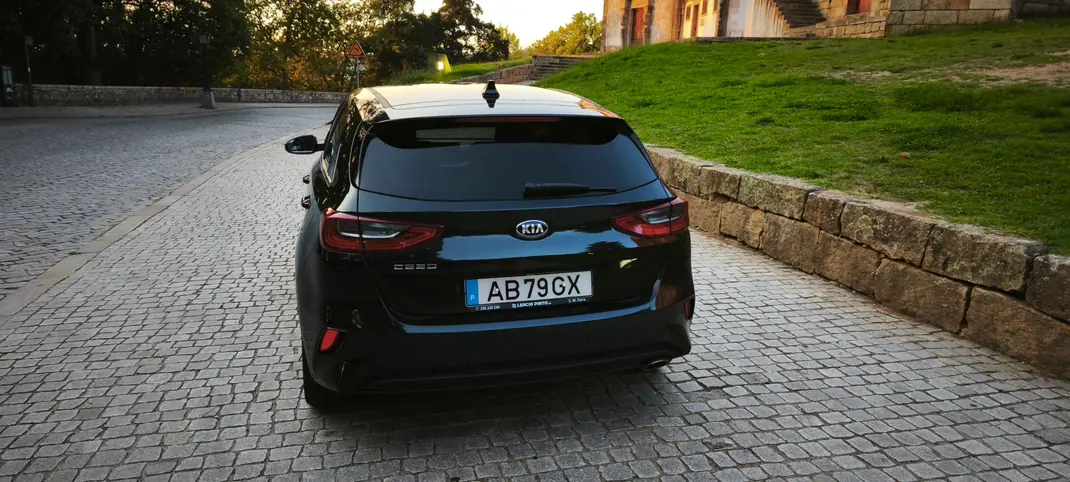 Kia Ceed 2020 - 13800 EUR, 53000 km - 53000km - foto 12 de 12