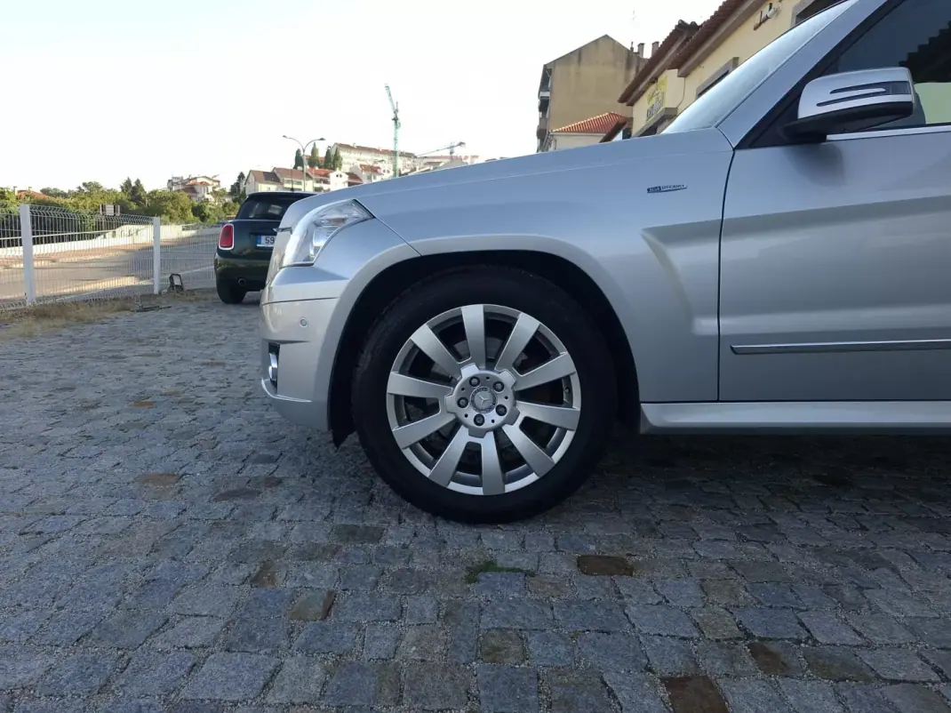Mercedes-Benz GLK 250 2010 - 17990 EUR, 152529 km - 152529km - foto 6 de 18