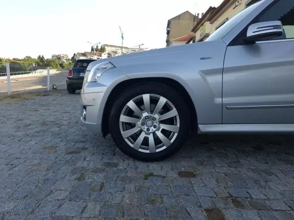 Mercedes-Benz GLK 250 2010 - 17990 EUR, 152529 km - AUTO.MOTO.pt - 152529km - foto 6 de 18