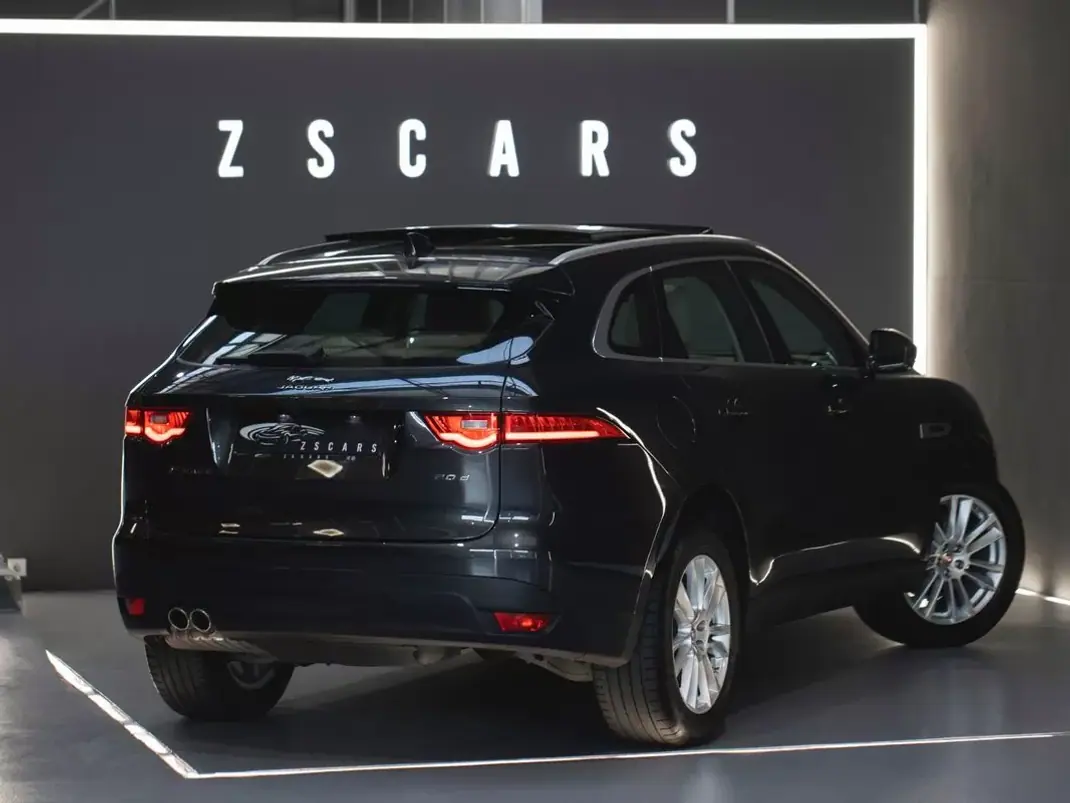 Jaguar F-Pace 2018 - 21490 EUR, 97465 km - 97465km - foto 7 de 26