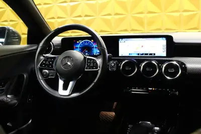 Mercedes-Benz CLA 250 2022 - 28900 EUR, 99000 km - AUTO.MOTO.pt - 99000km - foto 19 de 32