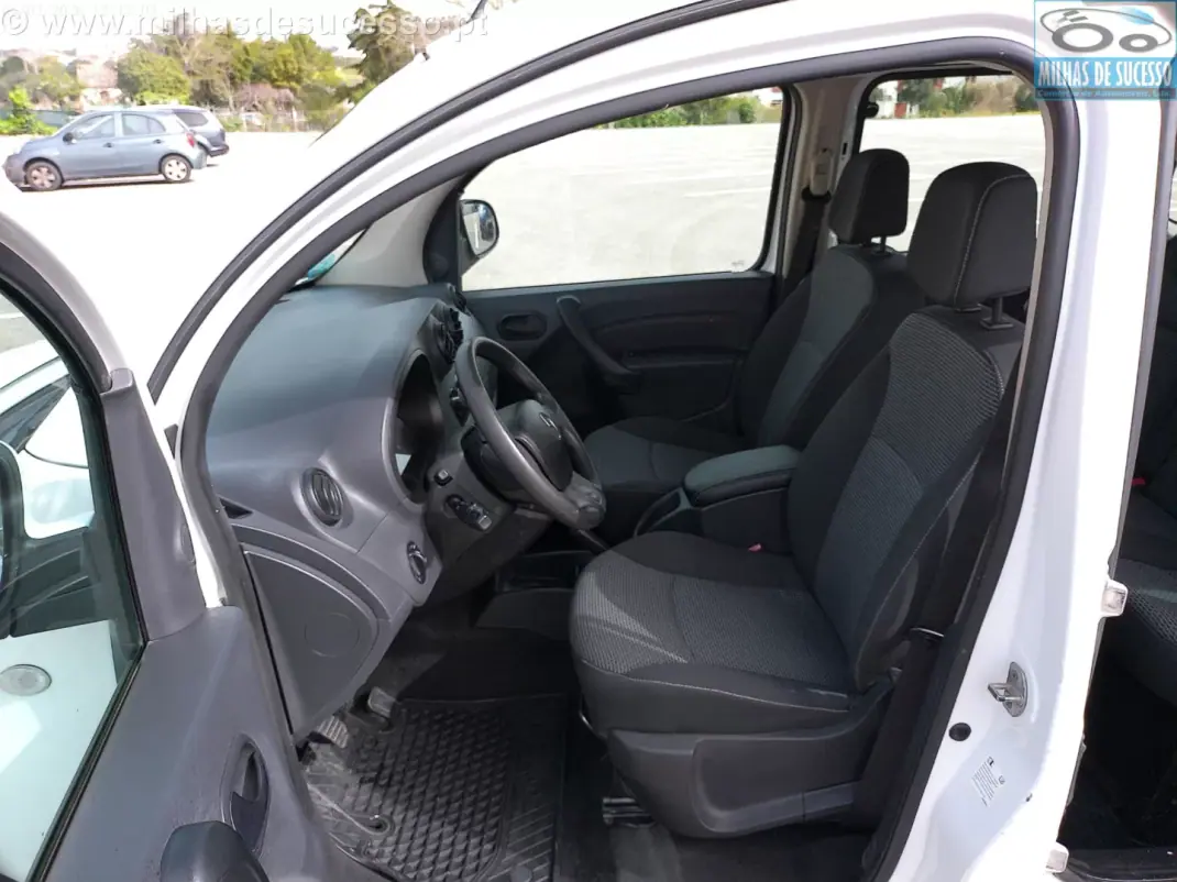 Mercedes-Benz Citan 109 1.5 CDi C/IVA 2019 - 16850 EUR, 118000 km - AUTO.MOTO.pt - 118000km - foto 4 de 31