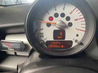 MINI One 2011 - 8500 EUR, 230000 km - AUTO.MOTO.pt - 230000km - foto 24 de 35