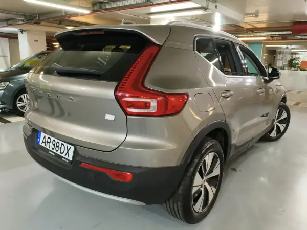Volvo XC 40 2022 - 28750 EUR, 114610 km - AUTO.MOTO.pt - 114610km - foto 3 de 8
